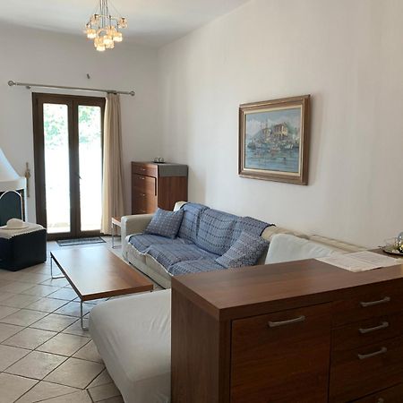 Family Apartment Livadia Beach Parikia Парікія Екстер'єр фото