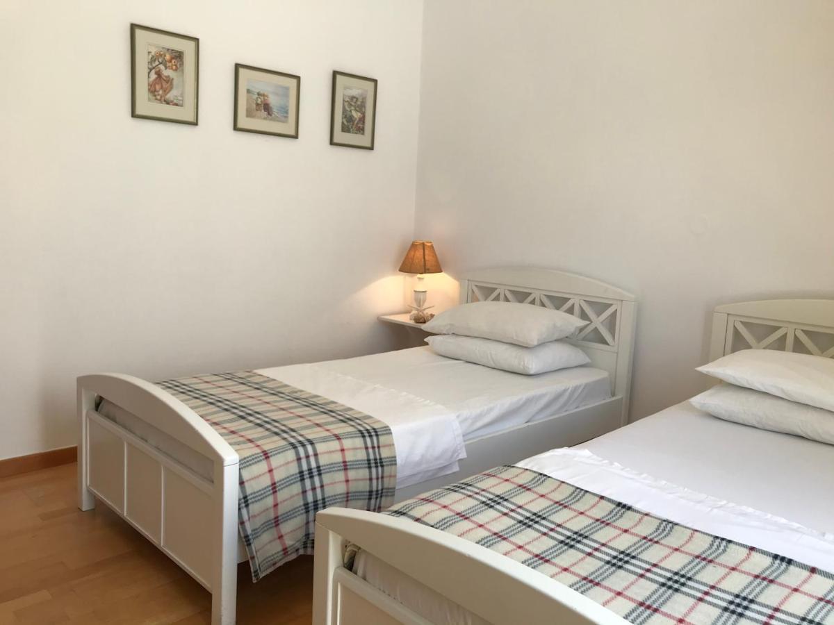 Family Apartment Livadia Beach Parikia Парікія Екстер'єр фото
